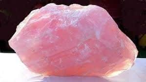 The soft pink colors of rose quartz work to open the heart to all types of love- love of self, love of family, love of friends, and even romantic love.